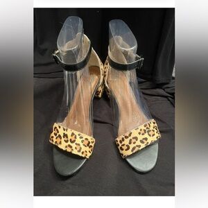 Pre-Owned Sbicca 
Animal Print Sandal